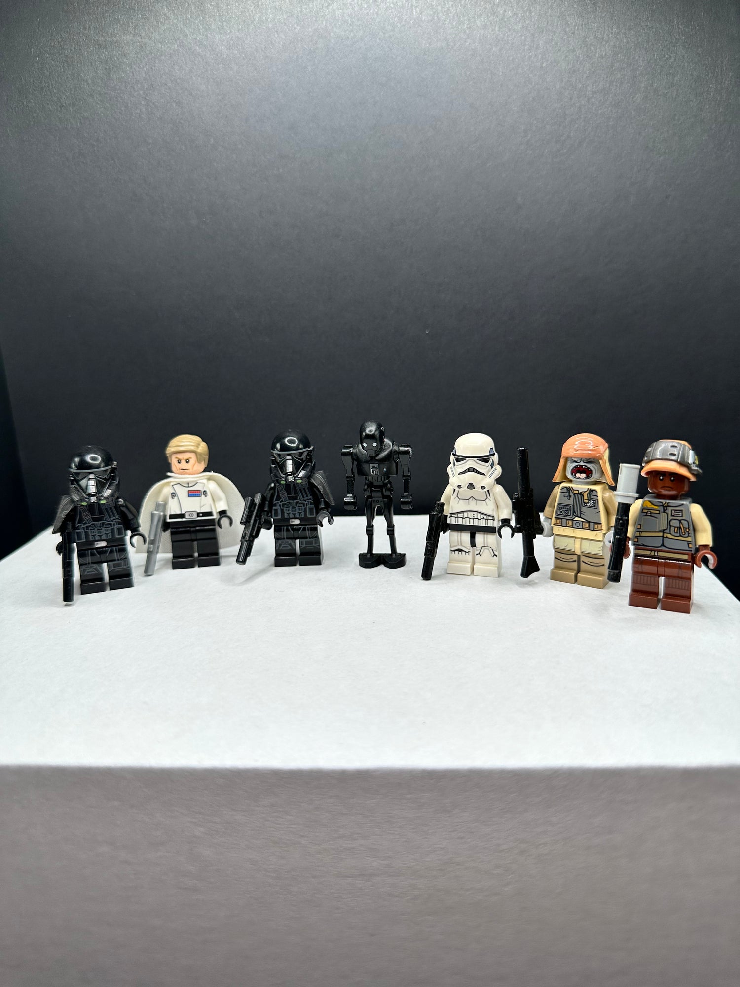 Rogue One Minifigure Deals!