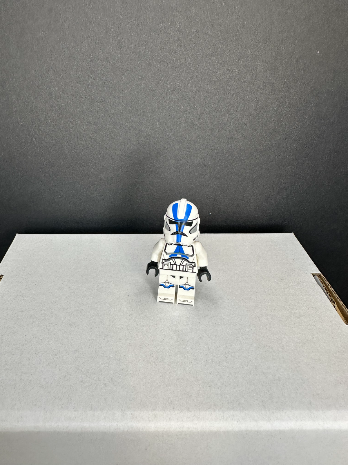 LEGO Star Wars Clone Wars 501st Legion Clone Trooper Minifigure (75280) sw1094