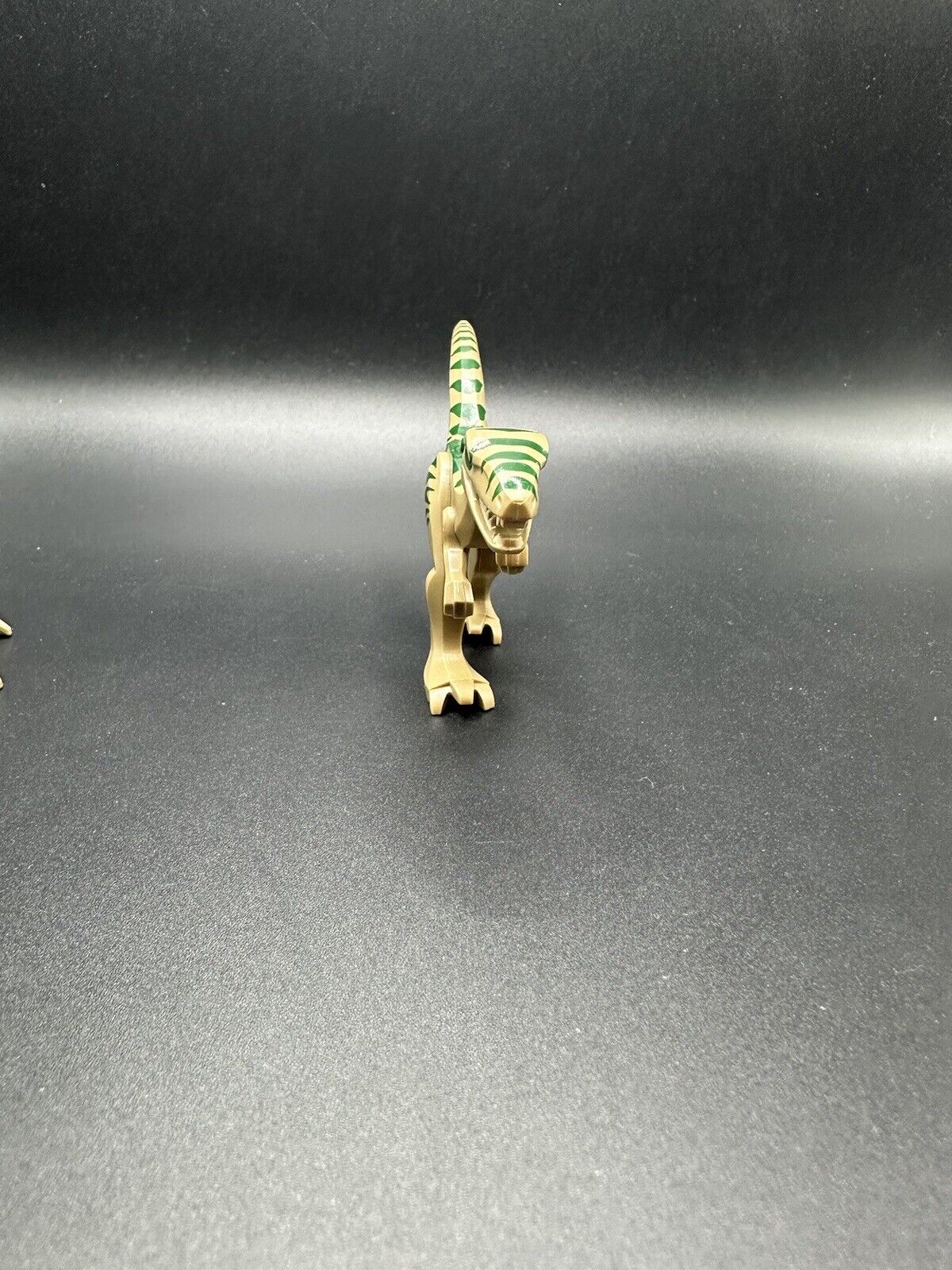 LEGO Dinosaur 5882 Dino Ambush Raptor & Ferns Only