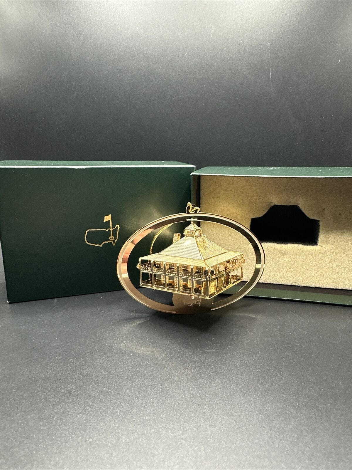 Masters Golf Augusta National Tournament Club House 3D Spin Christmas Ornament