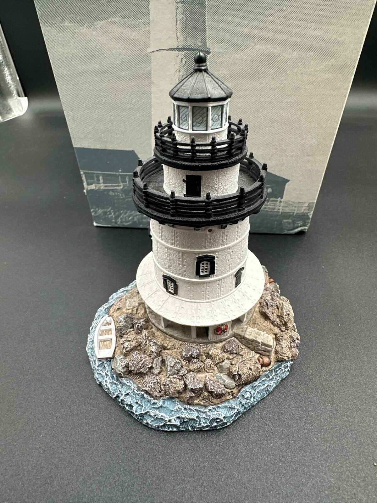 Harbour Lights - 1998 Old Saybrook, Connecticut #206 Lighthouse COA, Box