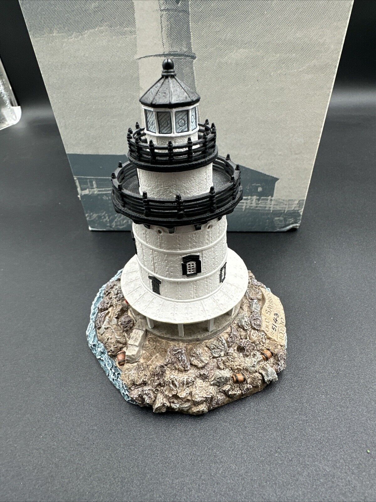 Harbour Lights - 1998 Old Saybrook, Connecticut #206 Lighthouse COA, Box