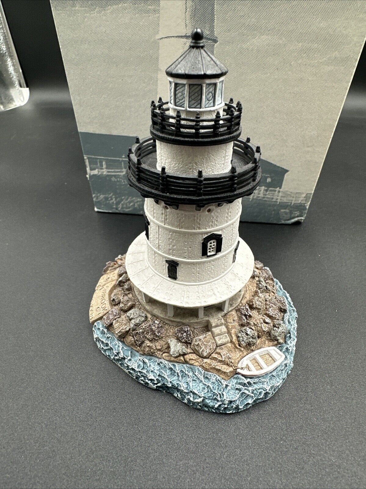 Harbour Lights - 1998 Old Saybrook, Connecticut #206 Lighthouse COA, Box